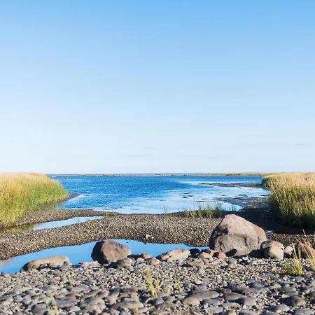 2 Bedroom In Apartment *